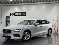 Vit Begagnad 2020 Volvo V60 Kombi | 259 900 kr (Marknadspris)