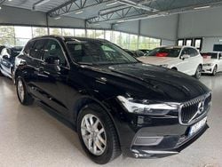 Svart Begagnad 2021 Volvo XC60 Momentum SUV | 286 900 kr (Bra pris)