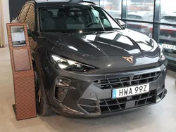 Grå (timanfaya grey metallic) Ny 2025 Cupra Terramar SUV | 539 400 kr