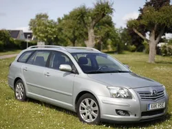Grön Begagnad 2008 Toyota Avensis Kombi | 26 500 kr (Bra pris)