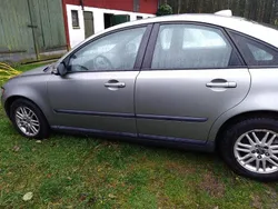 Grön Begagnad 2007 Volvo S40 Kinetic Sedan | 15 000 kr (Superpris)