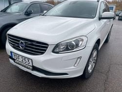 Vit Begagnad 2016 Volvo XC60 Momentum SUV | 185 000 kr (Marknadspris)