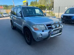 Silver Begagnad 2005 Mitsubishi Pajero SUV | 34 900 kr