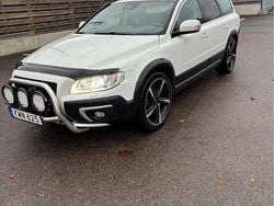 Vit Begagnad 2016 Volvo XC70 Momentum Kombi | 99 000 kr (Dyr)