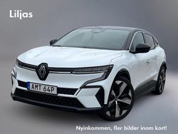 Vit Begagnad 2022 Renault Mégane Techno Halvkombi | 289 000 kr (Marknadspris)