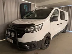 Vit Begagnad 2023 Renault Trafic Van | 404 900 kr
