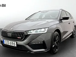 Grå Begagnad 2023 Skoda Octavia RS Kombi | 369 900 kr (Lite dyr)