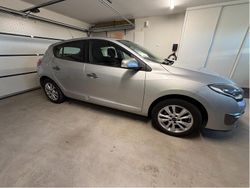 Silver Begagnad 2014 Renault Mégane III Halvkombi | 65 000 kr (Marknadspris)