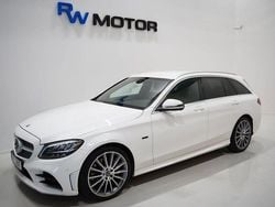 Vit Begagnad 2020 Mercedes C300 AMG Kombi | 299 700 kr