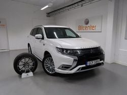 Vit Begagnad 2020 Mitsubishi Outlander SUV | 259 900 kr