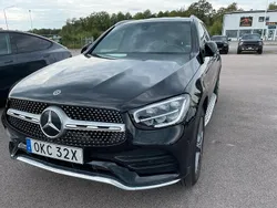Svart Begagnad 2021 Mercedes GLC300 AMG Sedan | 379 000 kr