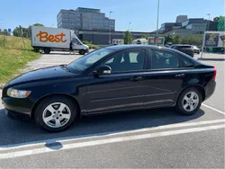Svart Begagnad 2011 Volvo S40 Kinetic Sedan | 38 500 kr (Bra pris)