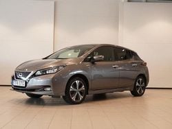 Grå Begagnad 2021 Nissan Leaf N-Connecta Halvkombi | 219 900 kr (Marknadspris)