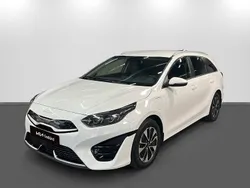 Vit Begagnad 2022 Kia Ceed Advance Kombi | 249 900 kr (Marknadspris)