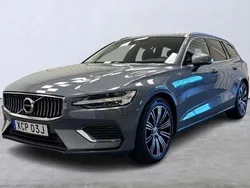 Grå Begagnad 2021 Volvo V60 Inscription Kombi | 339 000 kr (Marknadspris)