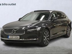 Grå Begagnad 2023 Volvo V90 Kombi | 489 900 kr