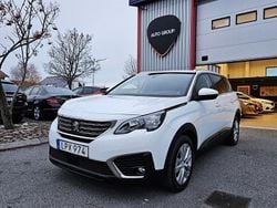 Vit Begagnad 2018 Peugeot 5008 SUV | 189 900 kr (Marknadspris)