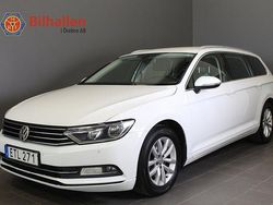 Vit Begagnad 2015 VW Passat Kombi | 129 900 kr (Bra pris)