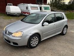 Silver Begagnad 2007 VW Golf V Sportline Halvkombi | 22 000 kr (Marknadspris)
