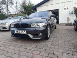 Grafitgrå metallic Begagnad 2005 BMW 120 Halvkombi | 65 000 kr (Lite dyr)