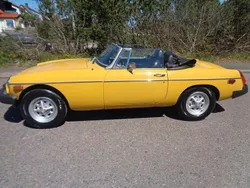 Gul Begagnad 1980 MG B Cab | 89 000 kr