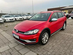 Röd Begagnad 2018 VW Golf Alltrack Kombi | 129 900 kr (Bra pris)