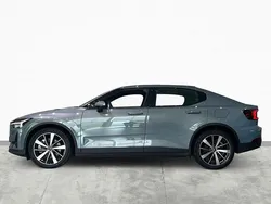Grå Begagnad 2022 Polestar 2 Long Range Single Motor Sedan | 359 900 kr (Marknadspris)