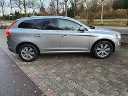 Silver Begagnad 2017 Volvo XC60 SUV | 190 000 kr (Bra pris)