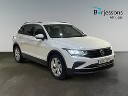 Vit Begagnad 2021 VW Tiguan Life SUV | 259 900 kr (Marknadspris)