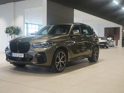 Manhattan metallic Begagnad 2022 BMW X5 M Sport SUV | 639 800 kr