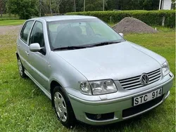 Silver Begagnad 2001 VW Polo Comfortline Halvkombi | 18 000 kr (Superpris)