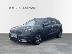 Grå Begagnad 2018 Kia Niro SUV | 179 900 kr (Marknadspris)