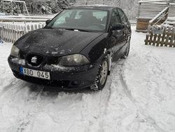 Svart Begagnad 2006 Seat Ibiza Halvkombi | 15 000 kr (Bra pris)