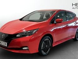 Röd Begagnad 2023 Nissan Leaf Tekna Halvkombi | 264 900 kr (Dyr)