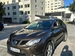 Brun Begagnad 2016 Nissan Qashqai 360º SUV | 139 900 kr (Marknadspris)