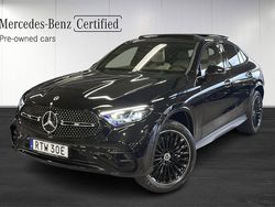 Svart (black) Begagnad 2025 Mercedes GLC300e Premium Sportkupé | 884 900 kr (Dyr)