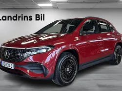 Röd Ny 2024 Mercedes EQA300 AMG line SUV | 519 900 kr (Bra pris)