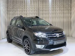 Svart Begagnad 2015 Dacia Sandero Stepway Halvkombi | 89 900 kr (Lite dyr)