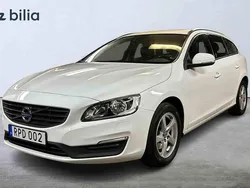 Vit Begagnad 2016 Volvo V60 Kombi | 139 900 kr