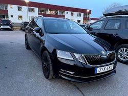 Begagnad 2020 Skoda Octavia Kombi | 169 000 kr (Marknadspris)