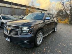 Grå Begagnad 2015 Chevrolet Suburban LTZ SUV | 349 000 kr