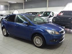 Blå Begagnad 2008 Ford Focus Titanium Halvkombi | 19 900 kr (Superpris)