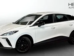Vit (white) Begagnad 2023 MG MG4 EV Halvkombi | 254 900 kr (Marknadspris)