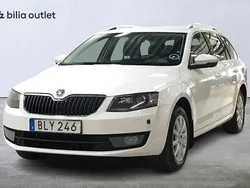 Vit Begagnad 2014 Skoda Octavia Elegance Kombi | 39 900 kr (Superpris)