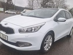 Vit Begagnad 2014 Kia Ceed Sportswagon Comfort Kombi | 69 000 kr (Marknadspris)