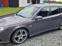 Grå Begagnad 2008 Saab 9-3 Linear Kombi | 25 000 kr (Bra pris)