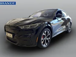 Svart Begagnad 2022 Ford Mustang Mach-E SUV | 429 000 kr (Marknadspris)
