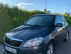 Grå Begagnad 2011 Skoda Fabia Elegance Halvkombi | 27 500 kr (Superpris)