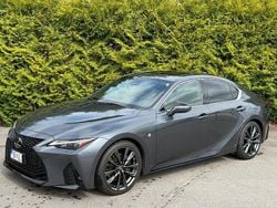 Mörkgrå Begagnad 2022 Lexus IS350 Sport Line Sedan | 485 800 kr