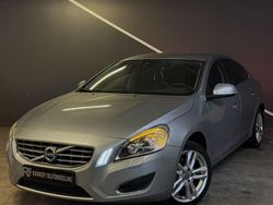 Silver Begagnad 2011 Volvo S60 Momentum Sedan | 109 900 kr (Marknadspris)